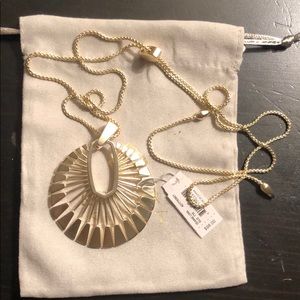 KENDRA SCOTT GOLD LONG NECKLACE
